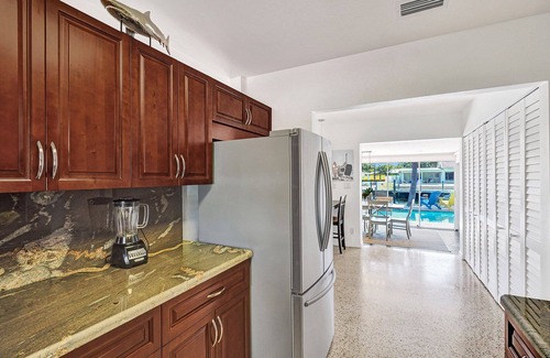 Terra Mar Island Estates House | Beach House - Heated Pool - Waterfront - Steps to the Beach