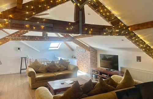 Birkdale Apartment | Beach House - Penthouse Apartment