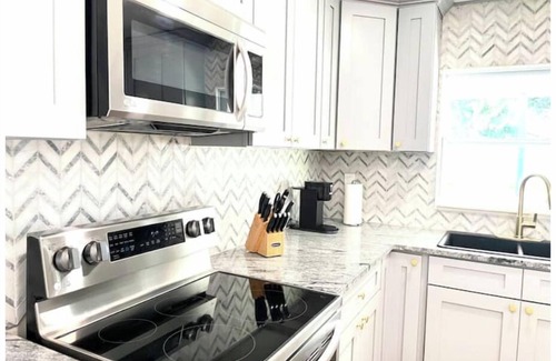 Port Orange House | Beach House, Pool, Garage, 10 Min to Beach