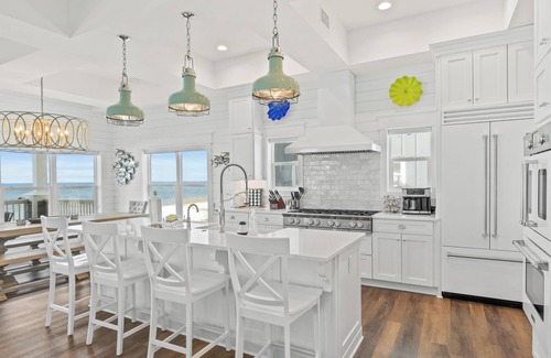 Port St. Joe House | Beach House - Sailfish - Mexico Beach - Beachfront, Private Beach and Pool