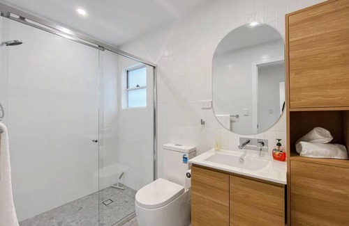 Shoal Bay Apartment | Beach House Shoal Bay Villa 1