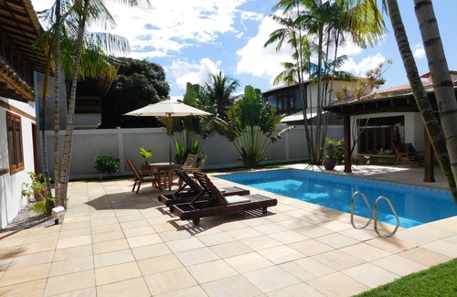 Taperapua Beach House | Beach house with 04 suites air cond, american-bar pool, sauna, barbecue