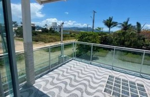 Palhoca House | Beach house with pool