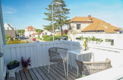 Espergaerde Villa | Beach house with private sauna and first class seaview!