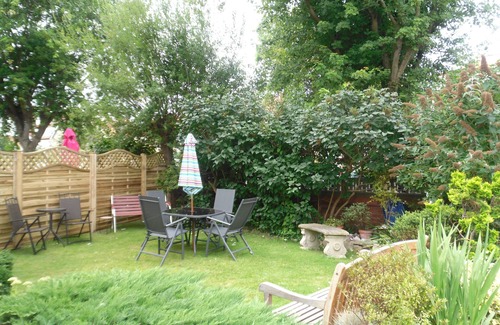 Llandudno Apartment | Beach Hut Apartment, Llandudno - Beautifully Renovated