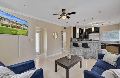 Hendricks and Venice Isles Apartment | Beach Isles: Modern 1BR Apartment in Fort Lauderdale with Patio