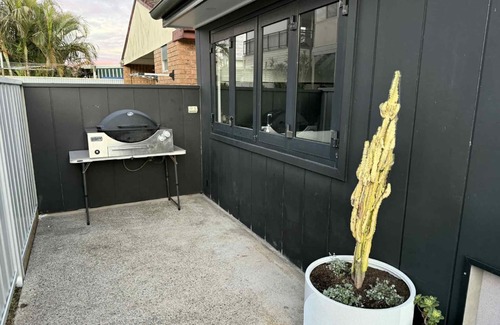 Redhead House | Beach Lane - Modern Coastal Stay