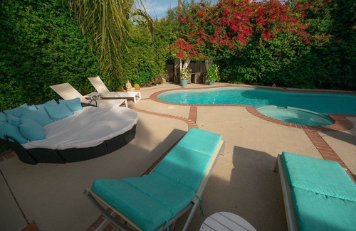 Woodland Hills House | Beach & Mtns & city-private oasis, pool, jacuzzi under the stars