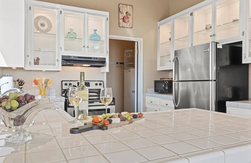 Dillon Beach House | Beach Nest~Dazzling Cozy Ocean Cottage-Views & Sauna!HtTb/PlTble/Pup/WiFi