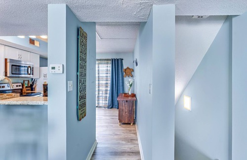 St. George Island Condo | BEACH OCEAN FRONT, POOL! Walk to shops! New Decking!nDowntown Location!
