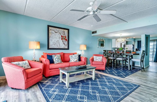 St. George Island Condo | BEACH OCEAN FRONT, POOL! Walk to shops! New Decking!nDowntown Location!