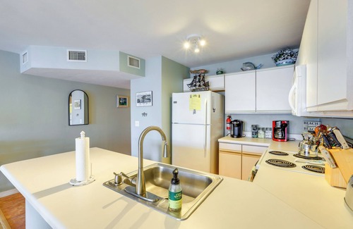 Cedar Key Condo | Beach & Pool Access at Condo on Cedar Key!
