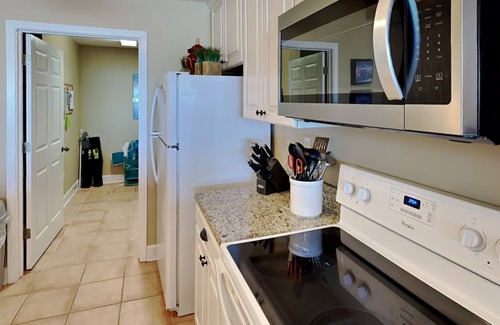 Navarre Beach Condo | Beach Regency #103 | Gulf Front Views + Pool!