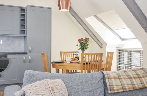 West Looe Cottage | BEACH RETREAT, pet friendly, country holiday cottage in Looe