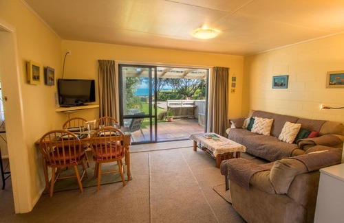 Tata Beach House | Beach Tata - Golden Bay Bach Tata Beach