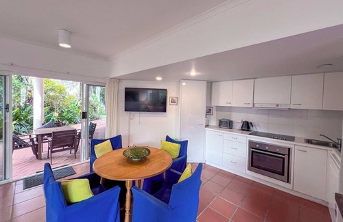 Wongaling Beach Apartment | Beaches Apt 2 Beachfront