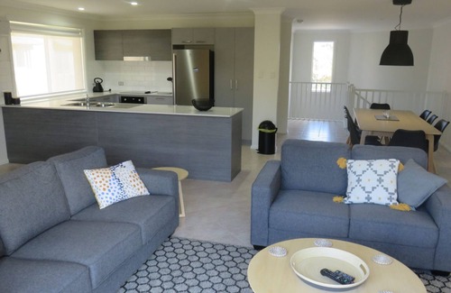 South West Rocks Apartment | BEACHES UNIT 1- SPACIOUS 4 BEDROOM WITH SWIMMING POOL