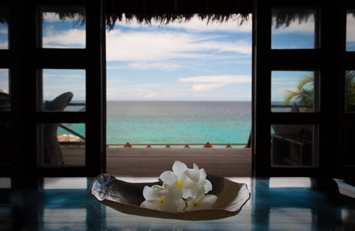 Praslin Island Villa | Beachfront Creole villa with incredible ocean views and private plunge pool