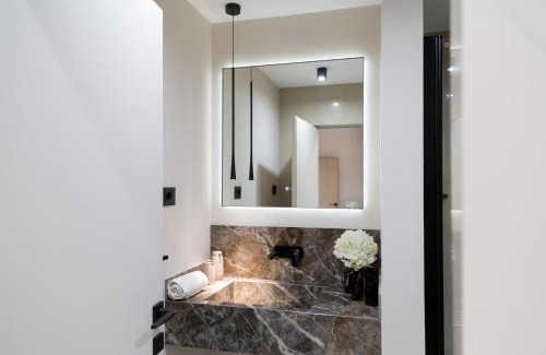 Znjan Apartment | Beachfront Žnjan Apartments