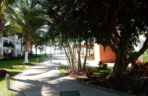 Flamingos Condo | BEACHFRONT 2-BD CONDO HAS IT ALL in Nuevo Vallarta, Mexico