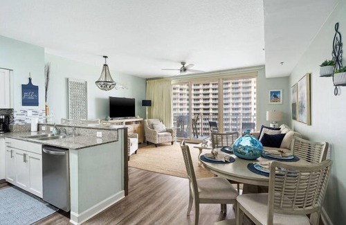 Long Beach Condo | Beachfront 2BR+BUNK Decorated! Shores of Panama