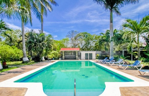 Puntarenas Cottage | Beachfront access & shared pool, just one hour from San José!