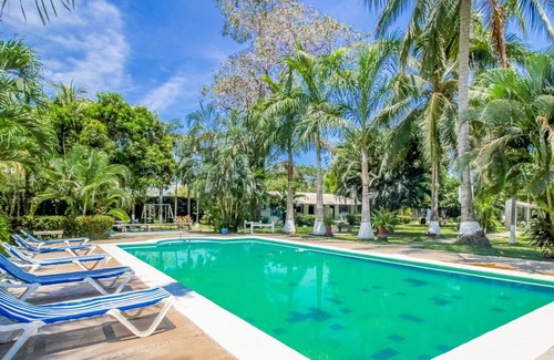 Puntarenas Cottage | Beachfront access & shared pool, just one hour from San José!