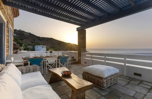 Steniai Villa | Beachfront Andros Retreat | Villa Stenies Thalassa | Private Pool | 4 bedrooms.