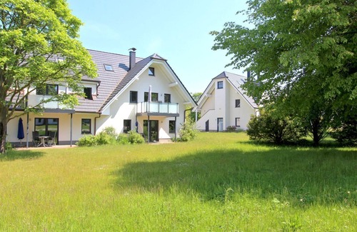 Gohren Apartment | Beachfront apartment with terrace, use of swimming pool and sauna - Rex Rugia apartment 14-3