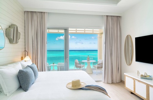 The Bight Hotel | Beachfront at Windsong on the Reef