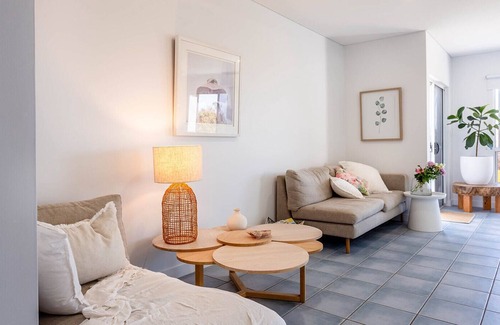 Yeppoon Villa | Beachfront Bliss on Todd!