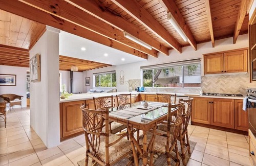 Abbey House | Beachfront Bliss, waterfront Geographe bay