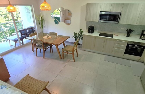 Punta Leona Apartment | Beachfront condo - 16th floor whith stunning forest view. Steps to the beach.