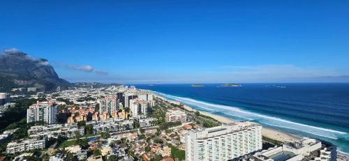 Barra da Tijuca Apartment | Beachfront Condo Large Apartament