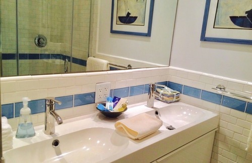 Alamitos Beach Condo | Beachfront Condo - Walk to Restaurants & Attractions