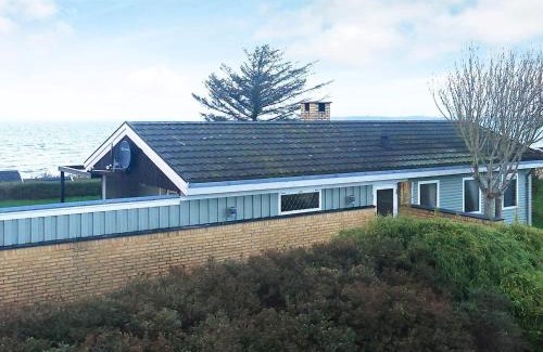 Næs House | Beachfront Family Retreat - By Traum Ferienwohnungen