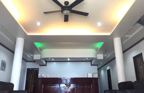 El Nido House | Beachfront guesthouse in El Nido - 2Pax