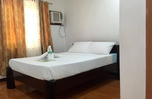 El Nido House | Beachfront guesthouse in El Nido - 2Pax