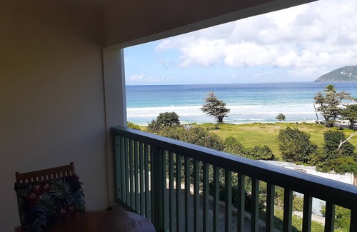 West End Villa | Beachfront holiday villa