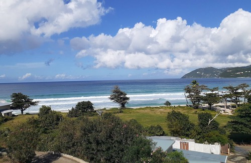 West End Villa | Beachfront holiday villa