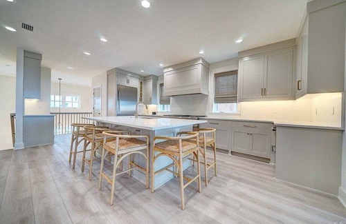 Bay County House | Beachfront home with spectacular views.