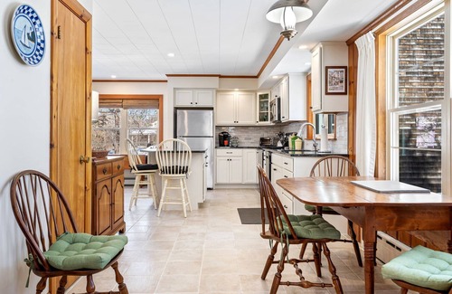 Southern Coast House | Beachfront, Just steps and you're on the beach!