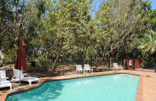 Mooloolaba Apartment | Beachfront Location -Ground Floor. Listen to the waves!
