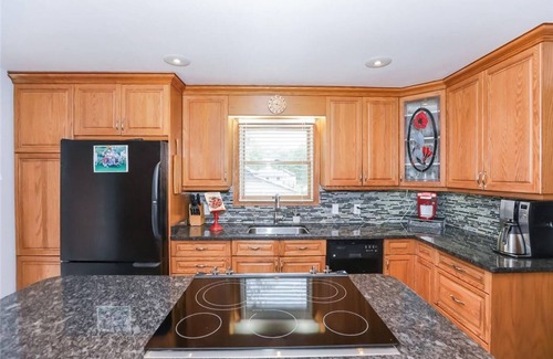 Wainfleet House | Beachfront @Long Beach
