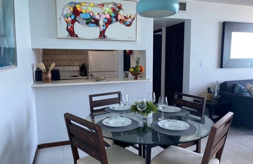 Carolina Condo | Beachfront Lux Gem in of Isla Verde Walk 2 Eat