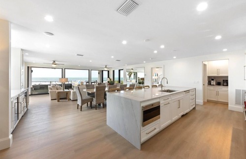Anna Maria House | Beachfront - New Listing!