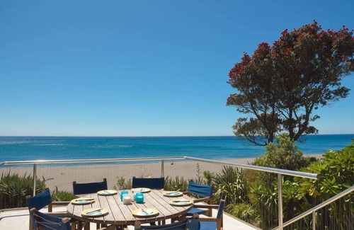 Oakura House | Beachfront Oakura Home with Stunning Views