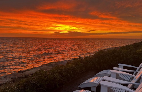 Campground Landing Cottage | Beachfront on Cape Cod Bay in Eastham! (1039)