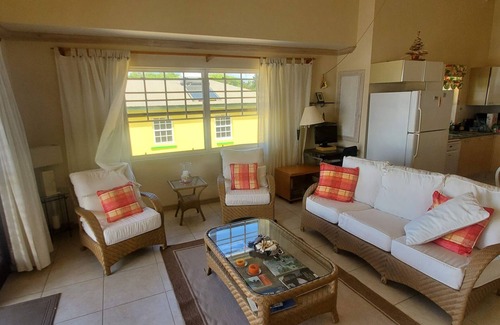 Douglas Condo | Beachfront penthouse, Speightstown, stunning West Coast, full AC, near amenities