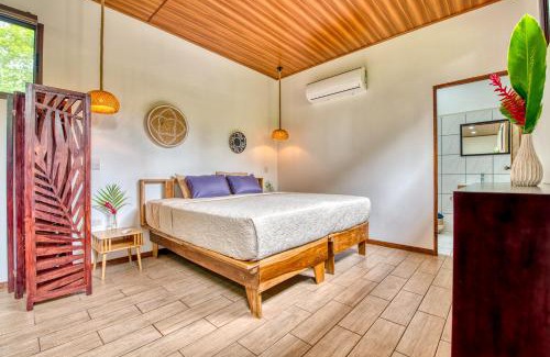 Cocles Apartment | Beachfront Studio - Direct Beach Access, Fast Wifi & AC